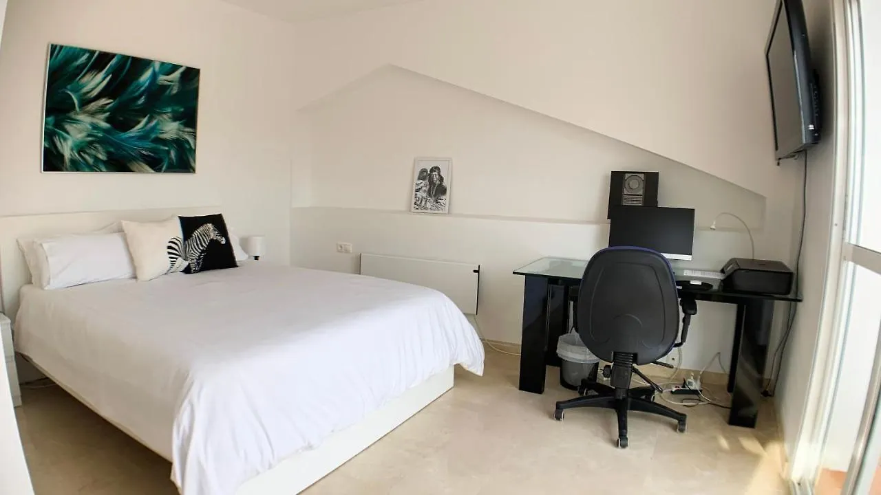 Villa Bendex Estepona Costa Del Sol 0*,  إسبانيا
